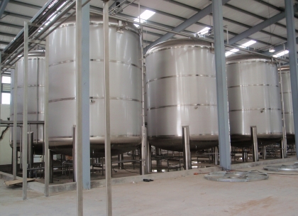 Tank chứa